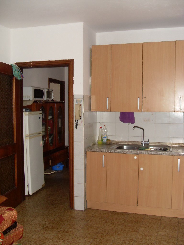 
Trattasi di appartamento a piano primo, facente parte di un edificio "a corte", ristrutturato negli anni
ottanta