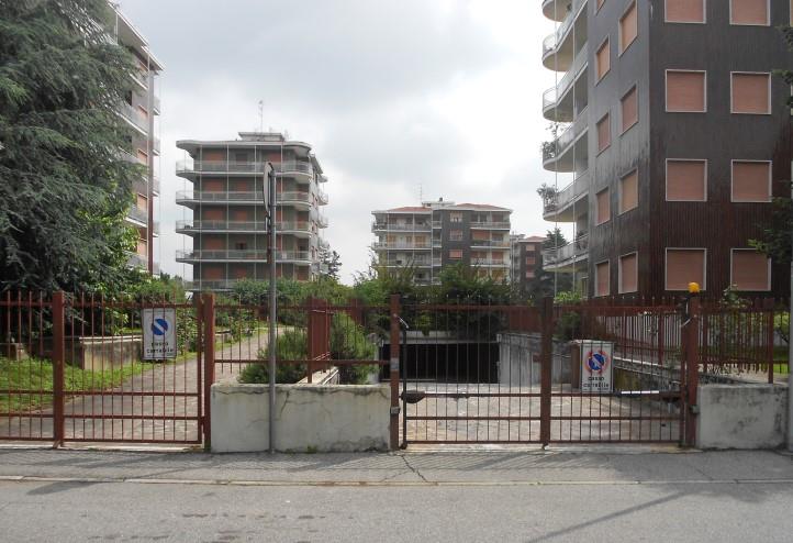 BOX AUTO COMMERCIALE