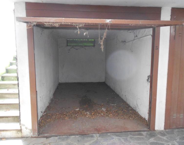 BOX AUTO COMMERCIALE