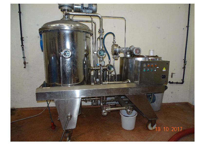 Vendemmiatrice, Atomizzatore, Trinciasementi, Tagliaerba, Macchine agricole targate, Cisterne, Barrique, Mobili Uffici, Arredamento, Tende, Salone, Poltrone atrio ufficio, Server usato, PC, Macchinari Vari, Pressa acquisizione, Linea nastri imbottigliamento, Linea nastri inscatolamento, Sciacquatrice, Tappatrice, Riempitrice isobarica, Fascia pallet, Aspiraraspi, Misuratore Pressione, Tappatore a vite con accessori, Dosatore.