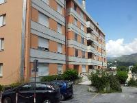 ABITAZIONE + 1 BOX AUTO + 1 CANTINA o SOFFITTA COMMERCIALE