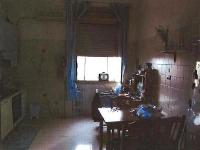 Descrizione: Ingresso, corridoio, cucina, bagno, 3 camere e ripostiglio. Mq. 115. Identificativi catastali: fg. 15, part. 110, sub. 12