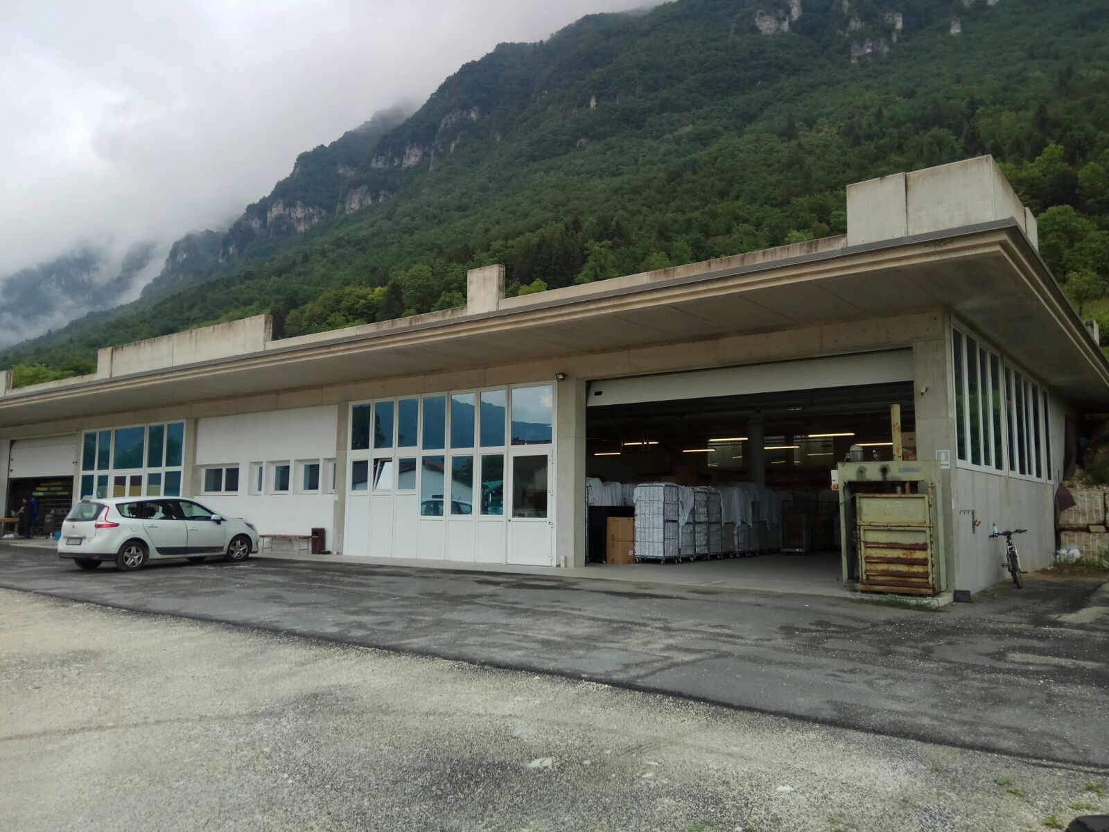 area scoperta, bene comune non censibile, di mq. 7212, vedi perizia di data 1 dicembre 2016 