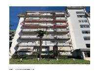 Descrizione: Appartamento composto da: ingresso, corridoio, salone, due camere, cucina, doppi servizi, ampi balconi  + pertinenziale cantinola  al piano S1 posto auto scoperto. Mq. 147. Piena Proprietà. Libero. CAPUA (CE), CAP - 81043,Via Scarano n. 2-III Trav. - Parco Primavera , scala Fabbricato F3 interno 15,  piano 4°. Identificativi catastali: Unità principale: foglio 42, part. 5121, sub. 14 Pertinenza: foglio 42, part. 5121, sub. 203 Pertinenza: foglio 42, part. 5121, sub. 40