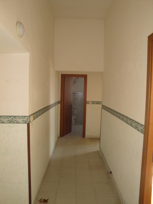 Immobile sito in SABAUDIA (LT) in Corso Vittorio Emanuele III, 69,piano secondo. Descrizione: Ingresso, corridoio, 2 camere, cucina e bagno + locale cantina. Mq. 80. Identificativi catastali: Foglio 109, part. 44, sub. 35  con cantina  foglio 109, part. 44, sub. 44