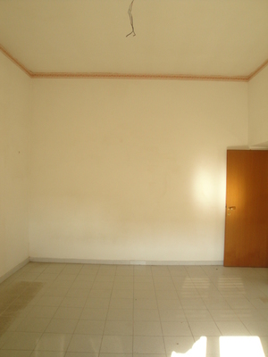Immobile sito in SABAUDIA (LT) in Corso Vittorio Emanuele III, 69,piano secondo. Descrizione: Ingresso, corridoio, 2 camere, cucina e bagno + locale cantina. Mq. 80. Identificativi catastali: Foglio 109, part. 44, sub. 35  con cantina  foglio 109, part. 44, sub. 44