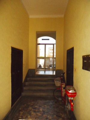 Immobile sito in SABAUDIA (LT) in Corso Vittorio Emanuele III, 69,piano secondo. Descrizione: Ingresso, corridoio, 2 camere, cucina e bagno + locale cantina. Mq. 80. Identificativi catastali: Foglio 109, part. 44, sub. 35  con cantina  foglio 109, part. 44, sub. 44