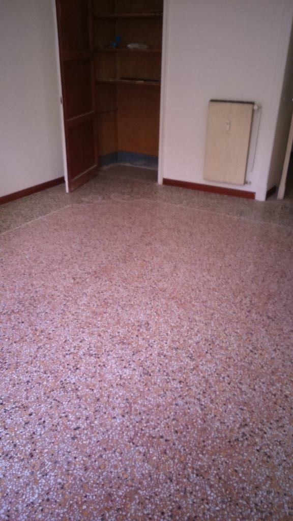 Appartamento sito in ROMA VIA SABOTINO 31,  scala N, piano 3 INT.5 DI 8,5 VANI CON ASCENSORE. Mq. 147. N.C.E.U. categoria A3- foglio 400 part. 149 sub 47