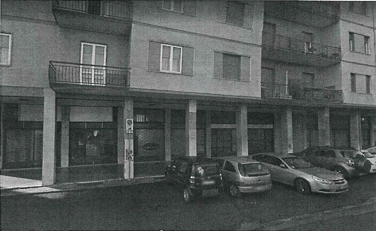 Negozio sito in Brescia (BS), Via Zara 101. 34 mq. Piena proprietà. Libero