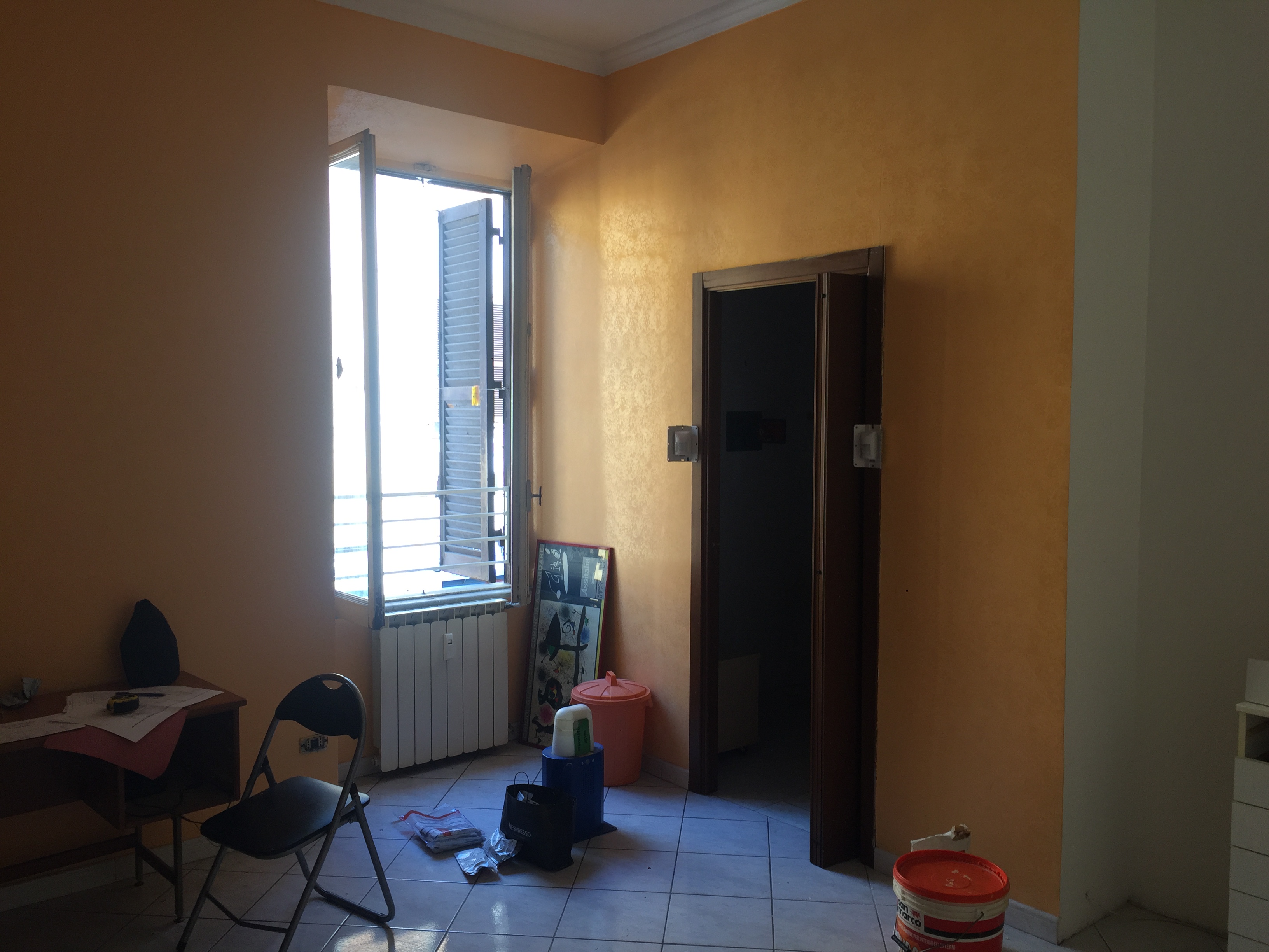 APPARTAMENTO INT.7 DI 2,5 VANI CON ASCENSORE.Mq. 48. Identificativi catastali categoria A4- foglio 818 part. 76 sub 14. Libero