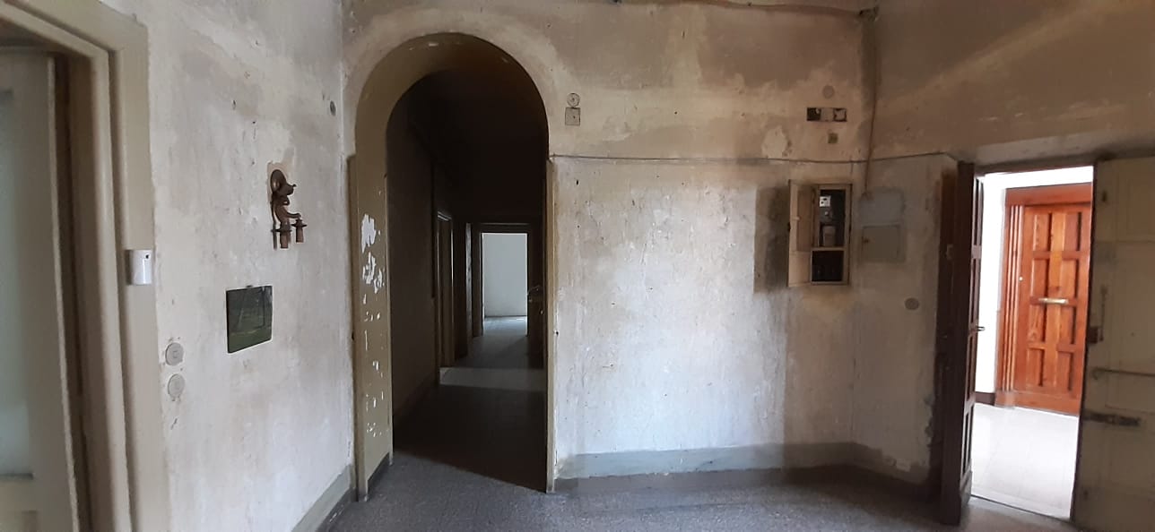APPARTAMENTO INT.4 DI 7,5 VANI SENZA ASCENSORE in ROMA Viale Adriatico n°2, scala C, piano 2 + pertinenziale TERRAZZO. Mq. 160. LIBERO. Identificativi catastali A/4, foglio 277, part. 67, sub. 10