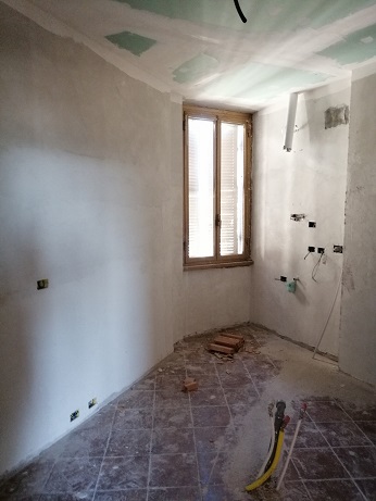 APPARTAMENTO INT.15 DI 5,5 VANI CON ASCENSORE in ROMA Via G. B. Bodoni n°100, scala E, piano 5 + pertinenziale BALCONE. Mq. 109. LIBERO. Identificativi catastali A/4, foglio 517, part. 1, sub. 15