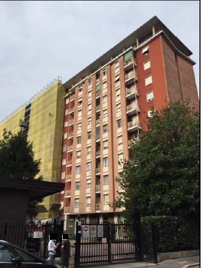 Appartamento, in Milano (MI) Via Cimabue 15. Mq 130. Piena proprietà. Libero