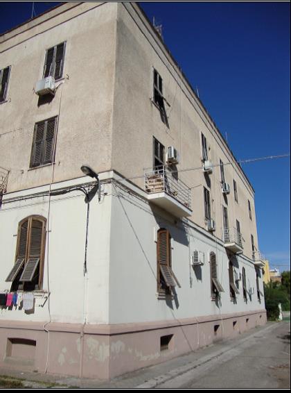 Immobile, sito in TARANTO (TA) VIA GIAN BATTISTA MAGNAGHI 10 . Descrizione: Corridoio, cucina, soggiorno, bagno, due camere, disimpegno, ripostiglio + pertinenziale 2 depositi e posto auto scoperto . Mq. 130. Identificativi catastali: A3 foglio 244 part. 21131 sub. 20, con deposito al foglio 244 part. 21131 sub. 37, deposito al foglio 244 part. 21131 sub. 38 posto auto scoperto al foglio 244 part. 21131 sub. 69