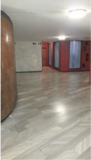 Ufficio al piano terra costituito da corridoio di collegamento fra 7 locali indipendenti affiancati, WC e terrazzo. N.C.E.U. Unità Principale cat. A/10 foglio 614 part. 31 sub 645