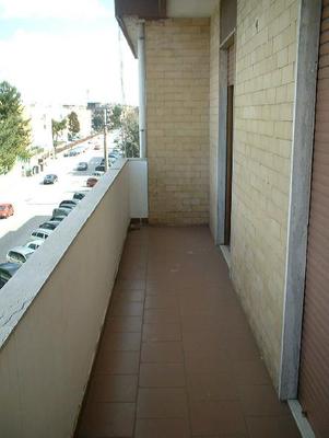 Appartamento in TARANTO VIA G. MAGNAGHI 4, piano secondo, int. 9. ingresso, soggiorno, disimpegno, 3 camere, cucina, bagno, wc, ripostiglio e 2 balconi + pertinenziale deposito, posto auto scoperto, autorimessa ad uso comune (millesimi di proprietà 111,1111). N.C.E.U. Categoria Catastale A2 foglio 244 part. 21130 sub. 32, con autorimessa ad uso comune (millesimi di proprietà 111,1111) al foglio 244 part. 21130 sub. 178, deposito ad uso esclusivo al foglio 244 part. 21130 sub. 19 e posto auto scoperto ad uso esclusivo al foglio 244 part. 21130 sub. 167. Mq 119. Libero. Piena proprietà