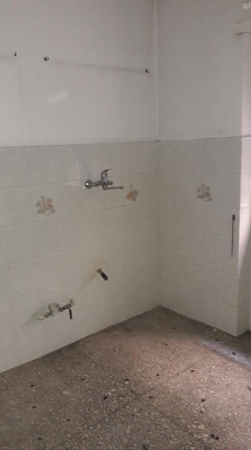 Immobile Residenziale, sito in Roma Via Luigi Capuana 54. DESCRIZIONE UNITA' PRINCIPALE: Appartamento composto da un vano, cucina abitabile, bagno, ampio ingresso e disimpegno. Identificativi Catastali [N.C.E.U.]: Unità Residenziale cat. A/5 foglio 273 part. 165 sub 20. STATO:Libero. Piena Proprietà
