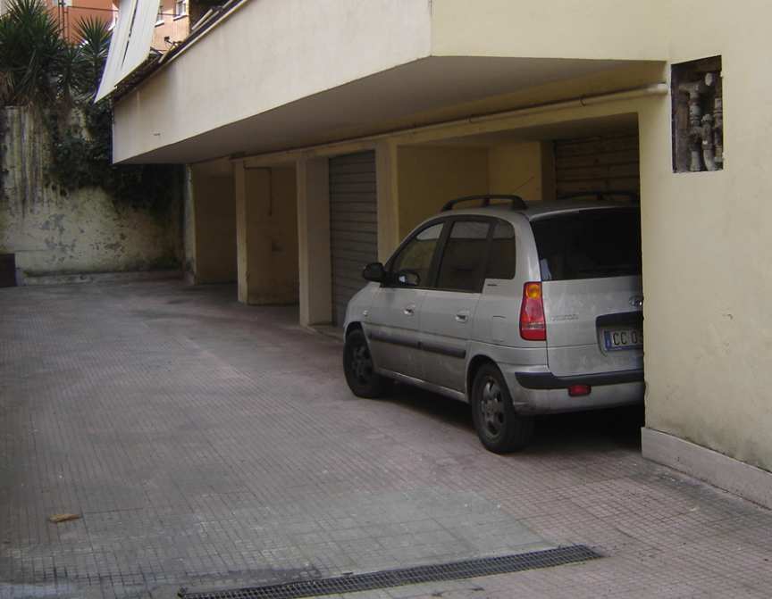 Immobile Residenziale, sito in Roma Via Cardinale Mistrangelo 39. DESCRIZIONE UNITA' PRINCIPALE: Appartamento composto da ingresso, ripostiglio, bagno, cucina, 2 camere e 1 balcone. Identificativi Catastali [N.C.E.U.]: Unità Residenziale cat. A/2 foglio 379 part 355 sub 507. STATO:Libero. Piena Proprietà