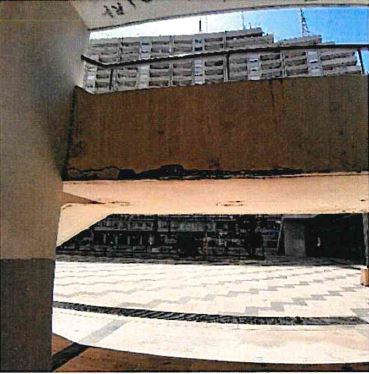 Uffici della ex sede Inpdap - Lo stato dei luoghi non è conforme catastalmente in quanto si presenta come un'unica unità immobiliare in luogo delle quattro unità immobiliari denunciate in catasto. Identificativi catastali [N.C.E.U.] unità commerciale cat. A/10 foglio 244 part. 1764 sub 127, unità commerciale cat. A/10 foglio 244 part. 1764 sub 128, unità commerciale cat. A/10 foglio 244 part. 1764 sub 145, unità commerciale cat. A/10 foglio 244 part. 1764 sub 146. Sup. catastale 248 mq / 277 mq / 384 mq / 243 mq. Piena proprietà, immobile libero.