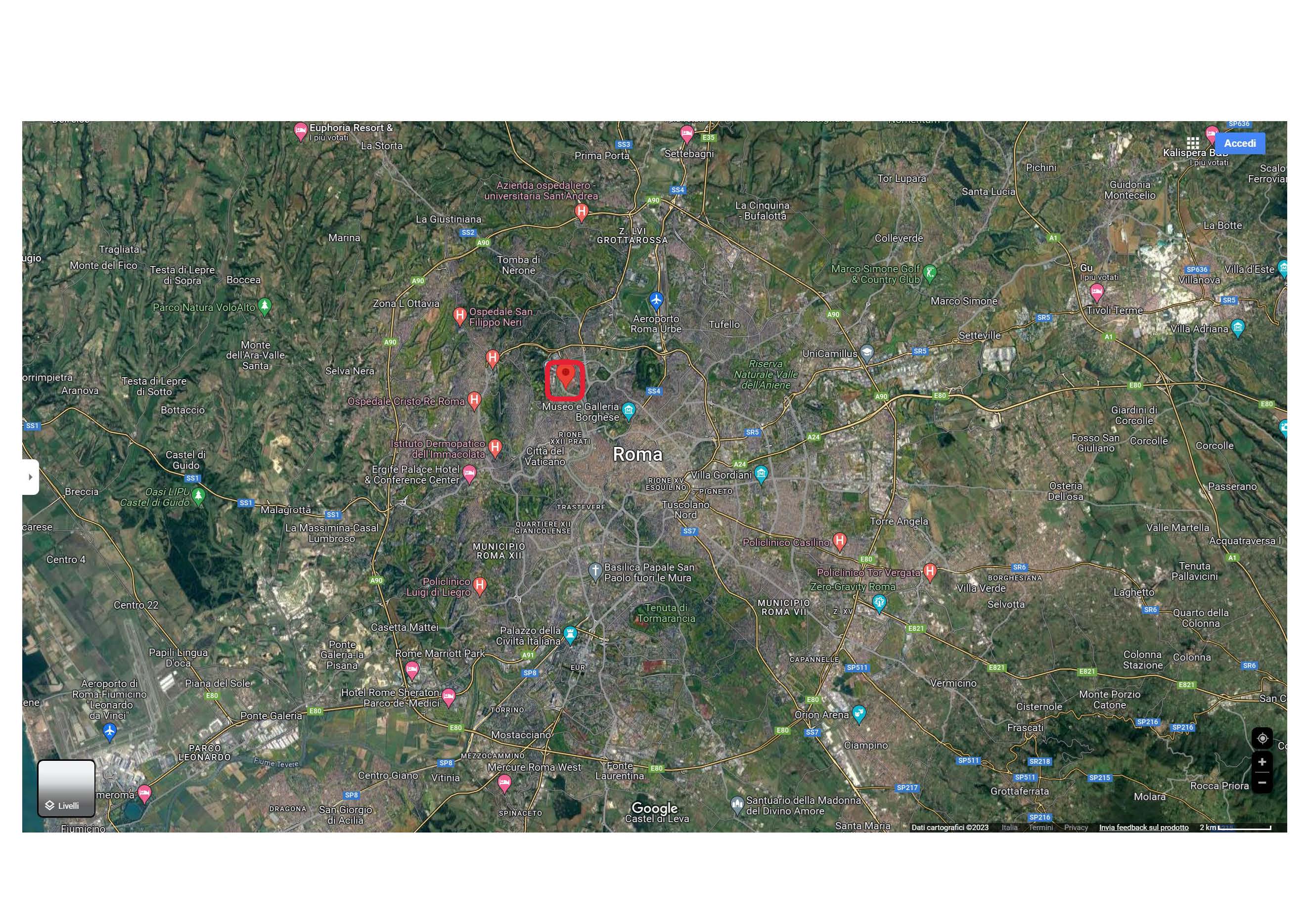 Appartamento di 5,5 vani catastali composto da ingresso, un soggiorno, due camere, cucina, due bagni, un ripostiglio e due balconi. Affaccia su due lati (via G. Vasari e viale del Vignola), angolare, orientamento nord-est/nord- ovest. La localizzazione normale, la tipologia architettonica è civile, lo stato manutentivo dell'edificio è considerato scadente. Lo stato manutentivo dell'unità risulta ordinario. Internamente si rileva pavimentazione nelle camere e corridoi in marmette, nei servizi (bagno e cucina) in ceramica, porte interne in legno tamburato così come le finestre. Balcone di pertinenza stato ordinario. Porta di ingresso in legno. Identificativi Catastali [N.C.E.U.] Unità Residenziale cat. A/2 foglio 534 part. 24 sub 22. Sup. mq (arr) mq catastali 103. Lotto libero.